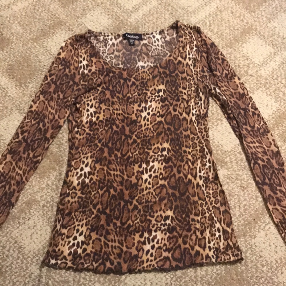 ✨SOLD✨💕✨Bebe Animal Print Top